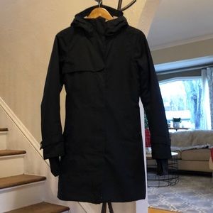 Lolë Black Winter Jacket. Size XS.